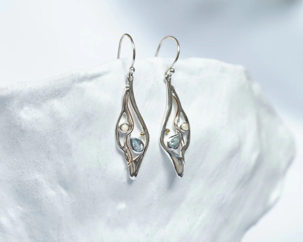 gw ear 001 sculptural leaf drop earrings pearl blue topaz styled stone