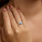 gw rng 003 hammered ring blue white opal model portrait