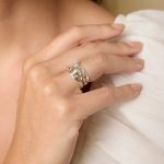 gw rng 004 sculptural ring green amethyst pearl model shoulder